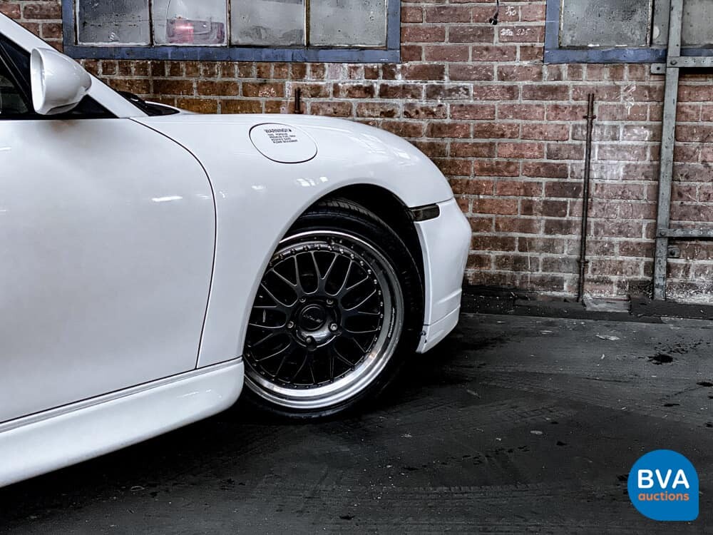 Porsche 911 996 3.6 Carrera 320 PS 2002 -YOUNGTIMER-.