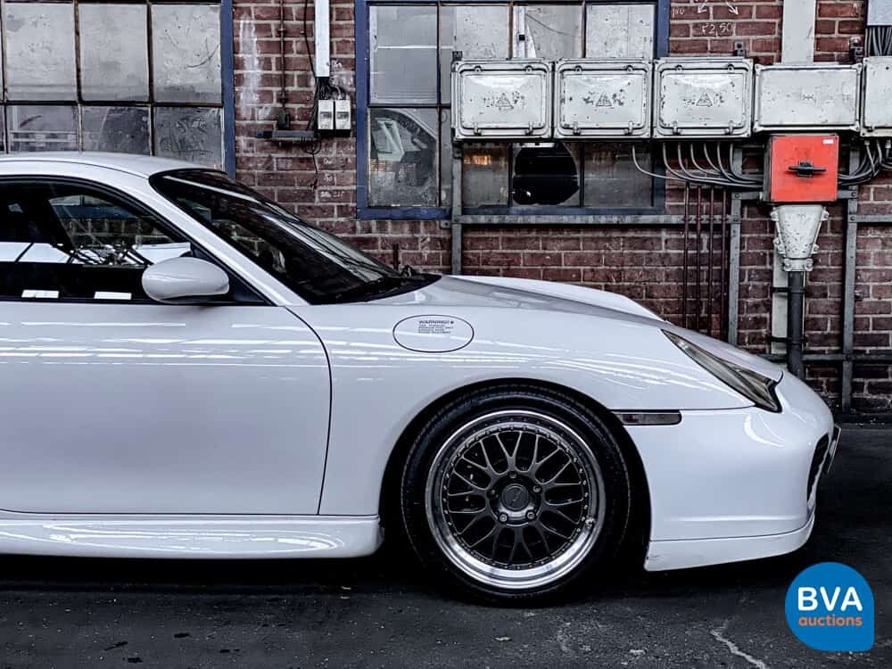 Porsche 911 996 3.6 Carrera 320 PS 2002 -YOUNGTIMER-.