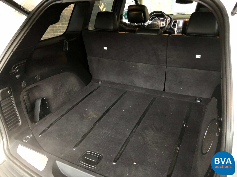 Jeep Grand Cherokee SRT8 6.4 V8 469 PS 2013.