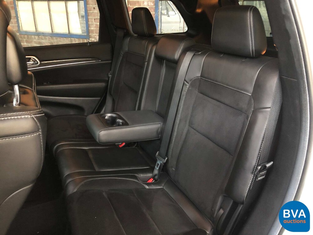 Jeep Grand Cherokee SRT8 6.4 V8 469 PS 2013.