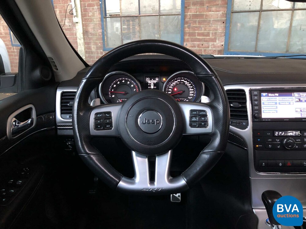 Jeep Grand Cherokee SRT8 6.4 V8 469 PS 2013.