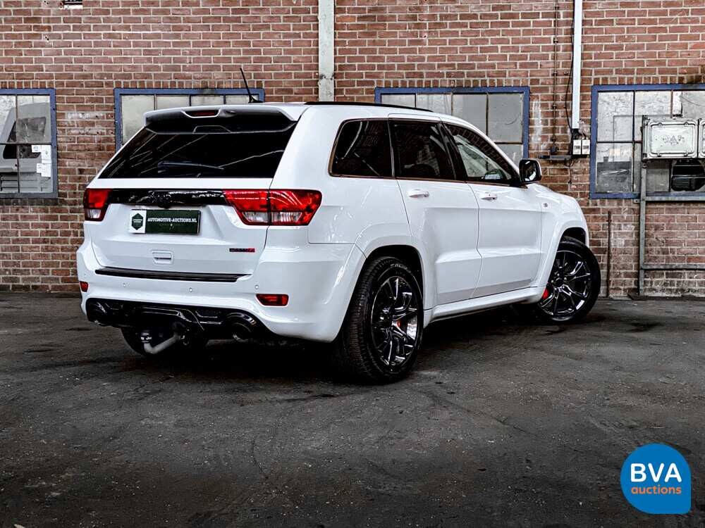 Jeep Grand Cherokee SRT8 6.4 V8 469 PS 2013.