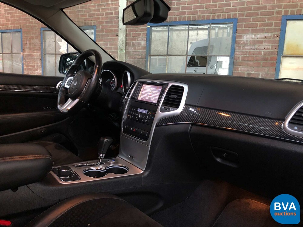 Jeep Grand Cherokee SRT8 6.4 V8 469 PS 2013.