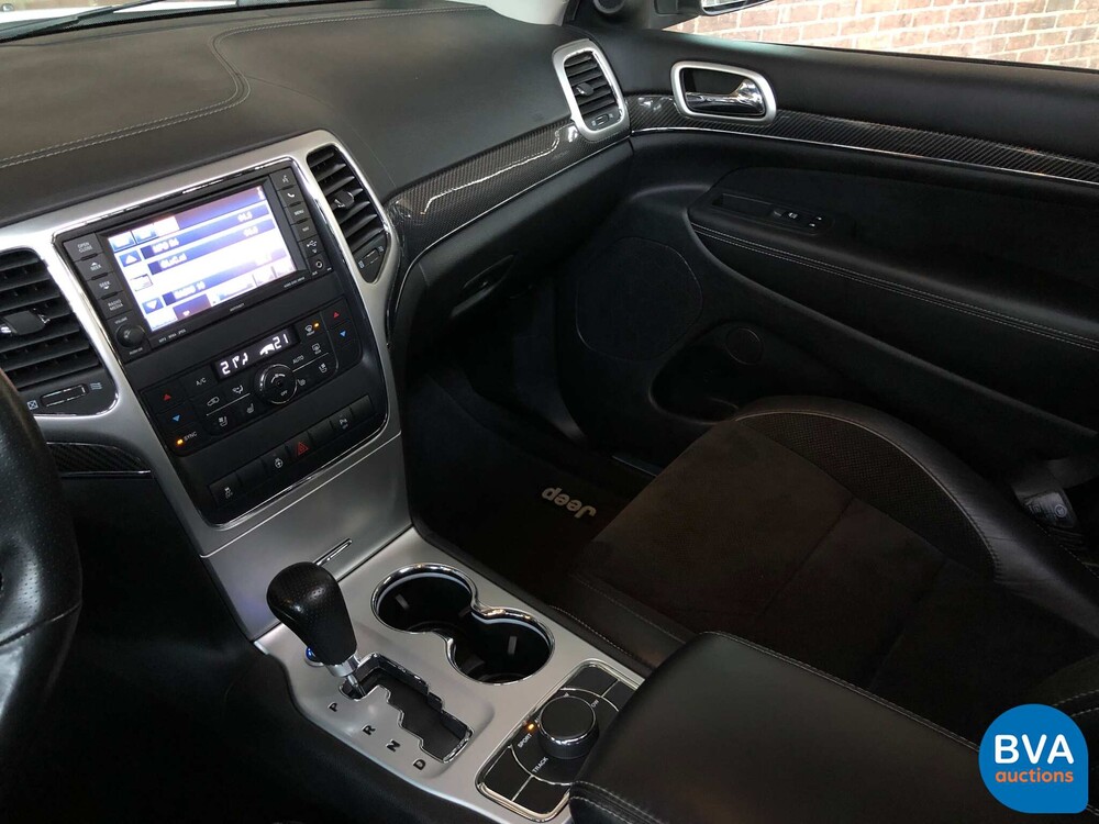 Jeep Grand Cherokee SRT8 6.4 V8 469 PS 2013.