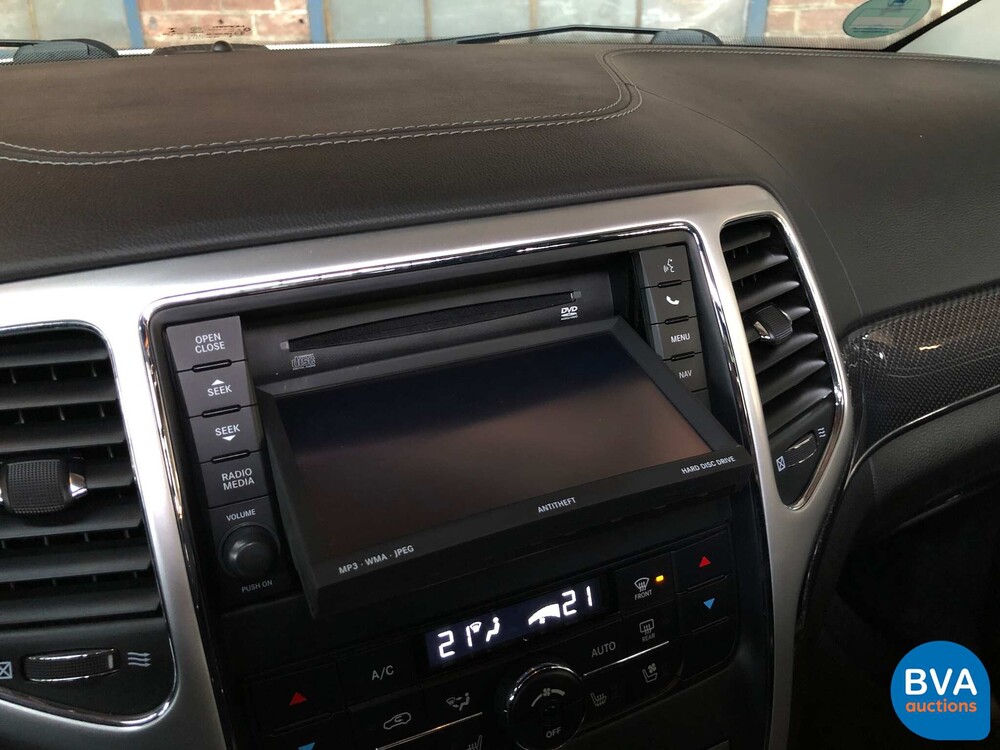 Jeep Grand Cherokee SRT8 6.4 V8 469 PS 2013.