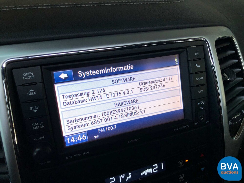 Jeep Grand Cherokee SRT8 6.4 V8 469 PS 2013.