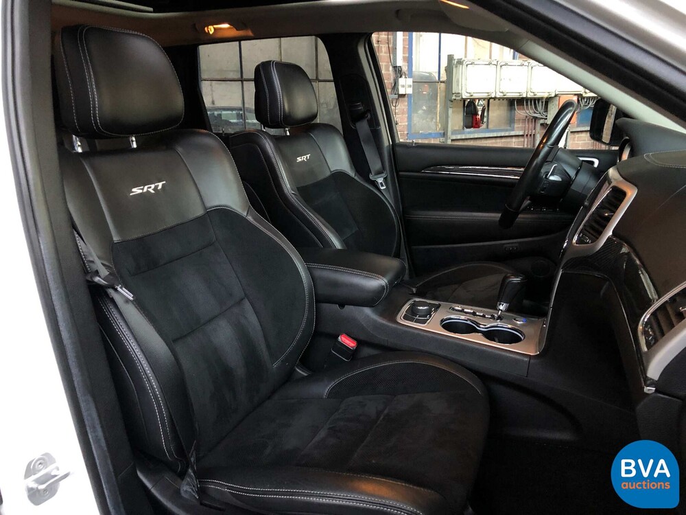 Jeep Grand Cherokee SRT8 6.4 V8 469 PS 2013.