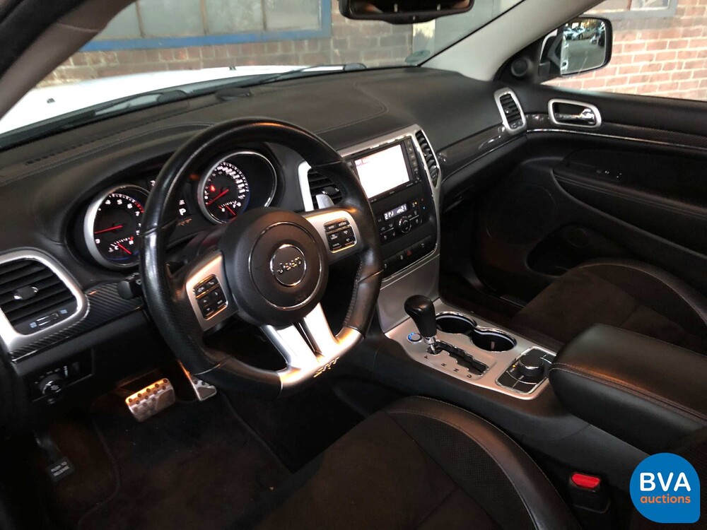 Jeep Grand Cherokee SRT8 6.4 V8 469 PS 2013.