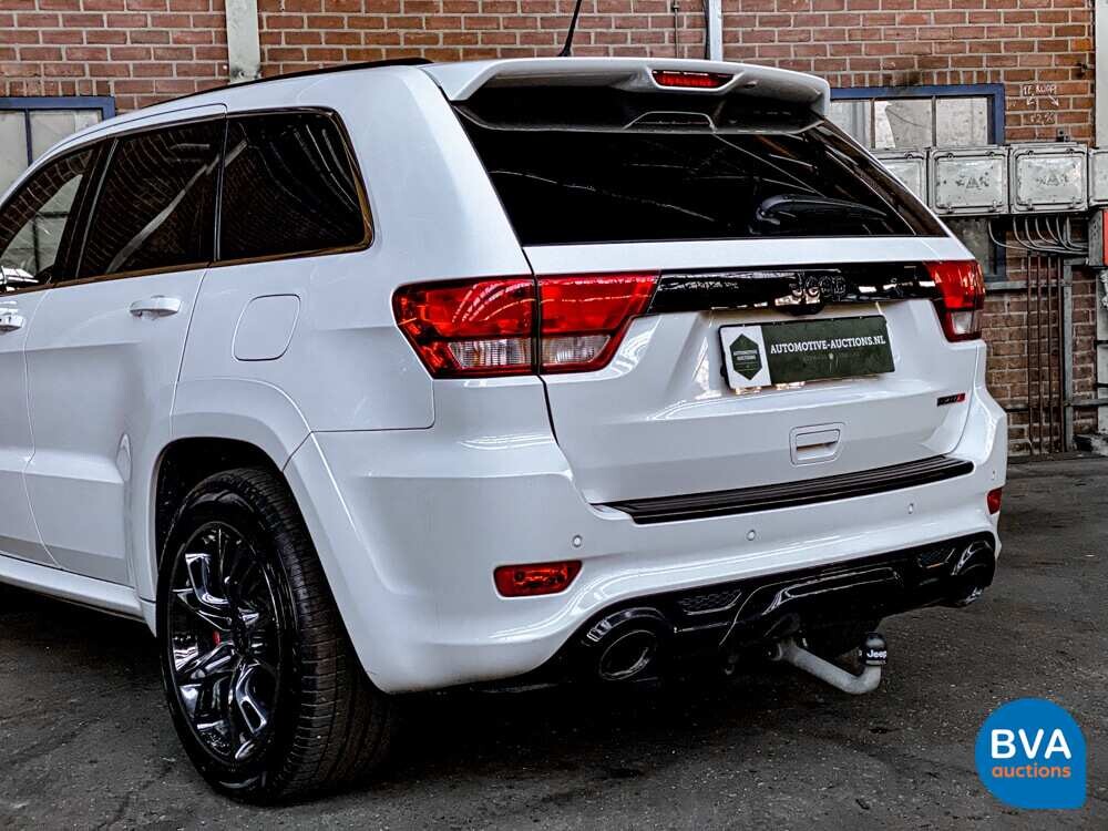 Jeep Grand Cherokee SRT8 6.4 V8 469 PS 2013.