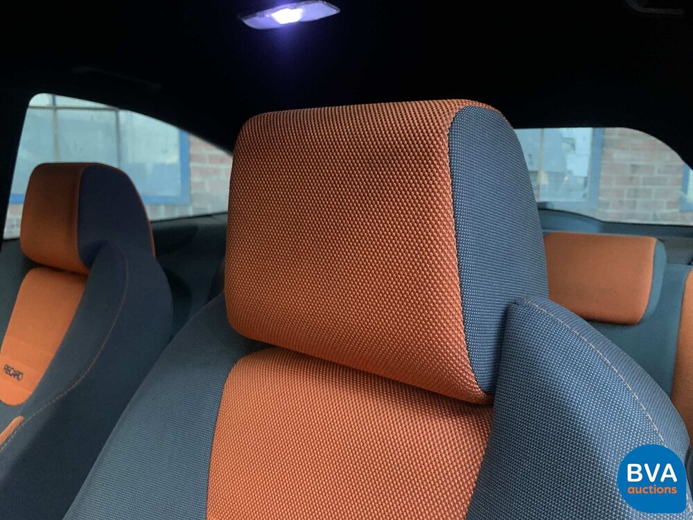 Ford Focus ST2.5-20V Sport 2007 226 PS, 9-ZSG-00.