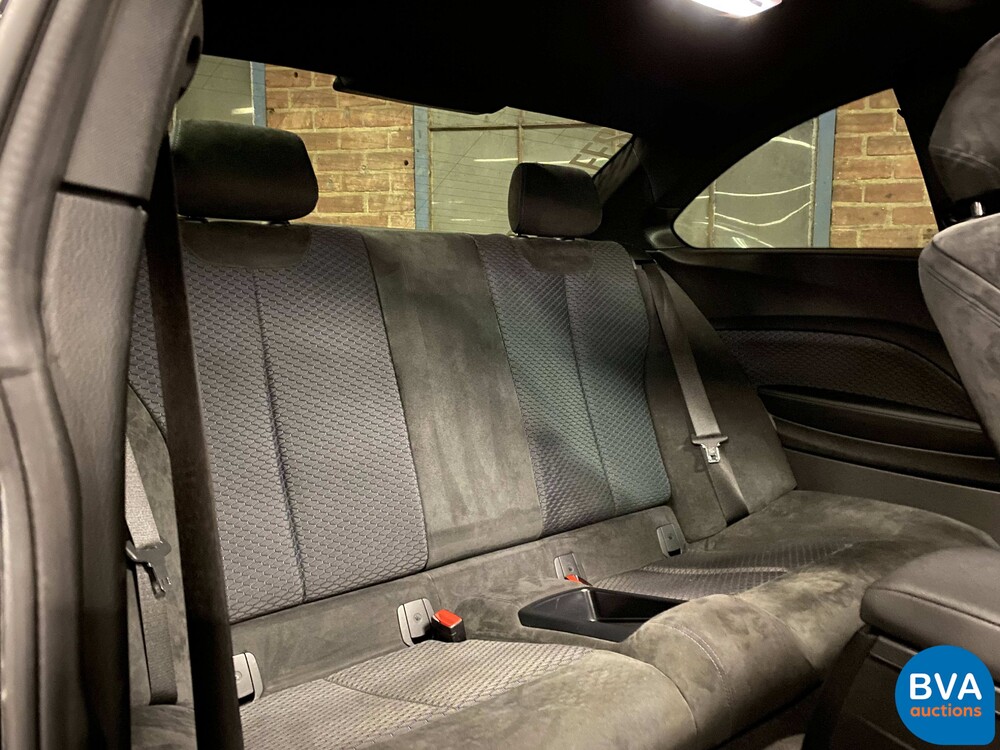 BMW 218d Coupé M-Sport M-PERFORMANCE 136pk 2018 2er Coupé.