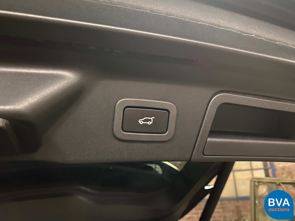 Land Rover Range Rover Velar I4 AWD R-Dynamic SE 180 PS 2018, L-709-ST.