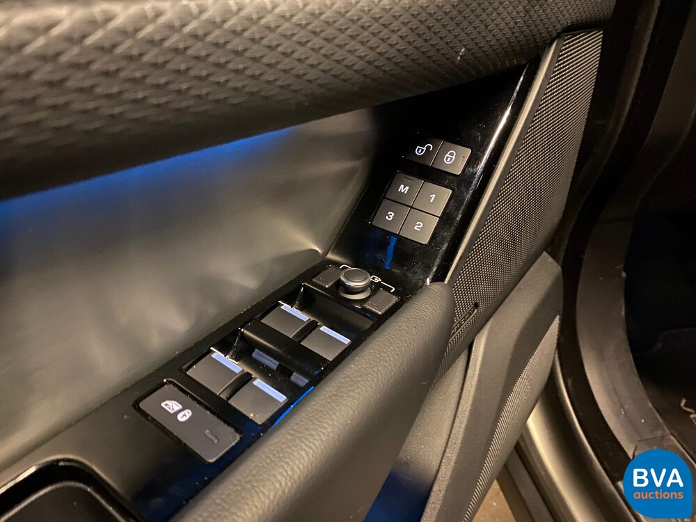 Land Rover Range Rover Velar I4 AWD R-Dynamic SE 180 PS 2018, L-709-ST.