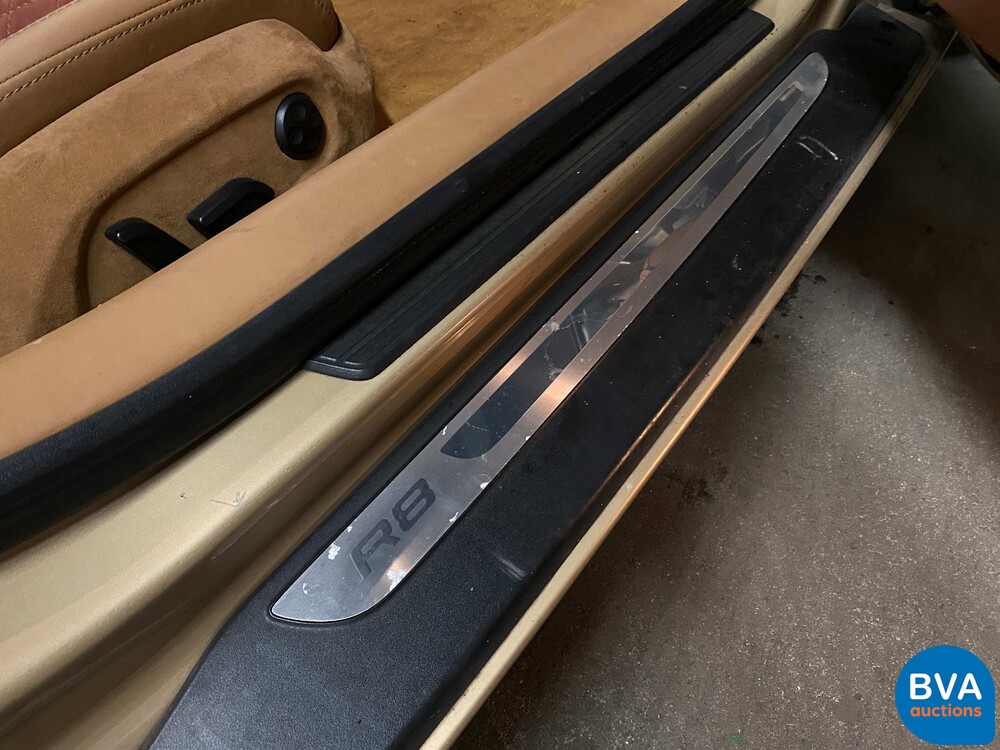 Audi R8 V8 4.2 FSI Quattro 420 PS 2008 AUDI SPORT.