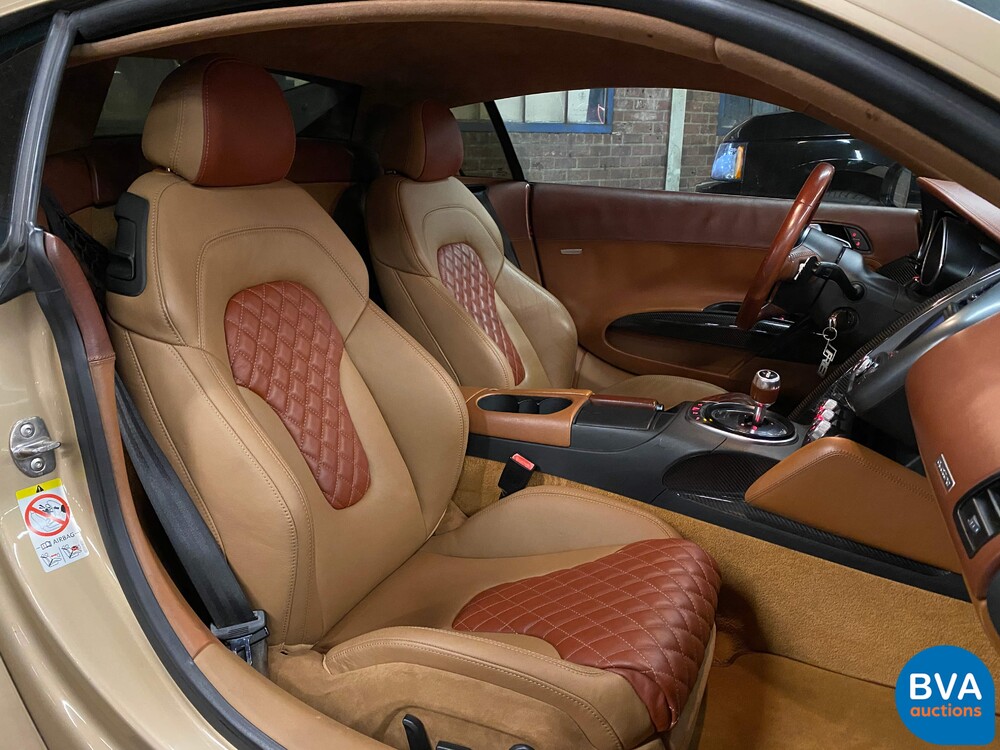 Audi R8 V8 4.2 FSI Quattro 420 PS 2008 AUDI SPORT.