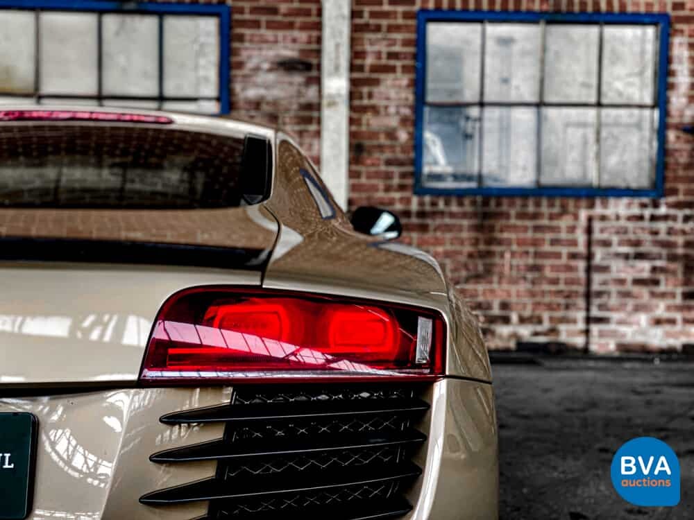 Audi R8 V8 4.2 FSI Quattro 420 PS 2008 AUDI SPORT.