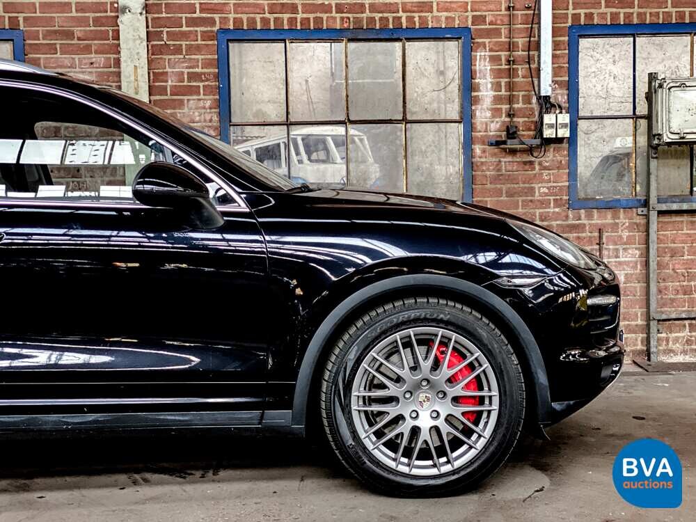 Porsche Cayenne 4.8 Turbo Sportchrono 500 PS 2010, JT-994-P.