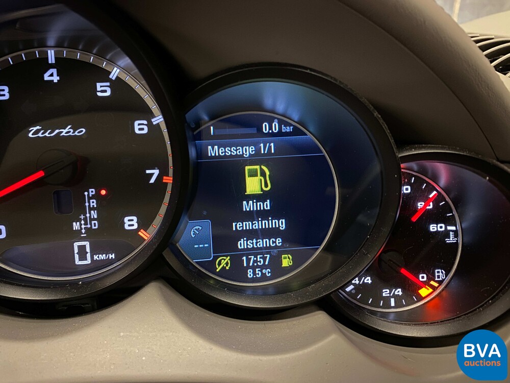 Porsche Cayenne 4.8 Turbo Sportchrono 500 PS 2010, JT-994-P.