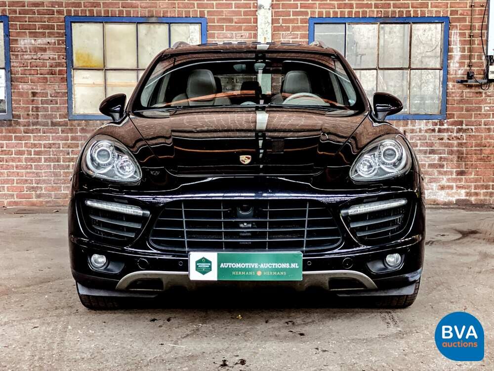 Porsche Cayenne 4.8 Turbo Sportchrono 500 PS 2010, JT-994-P.