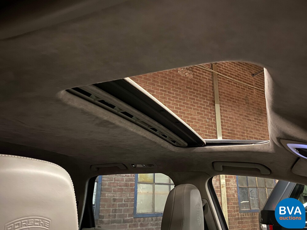 Porsche Cayenne 4.8 Turbo Sportchrono 500 PS 2010, JT-994-P.