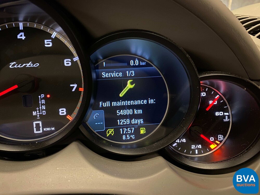 Porsche Cayenne 4.8 Turbo Sportchrono 500 PS 2010, JT-994-P.