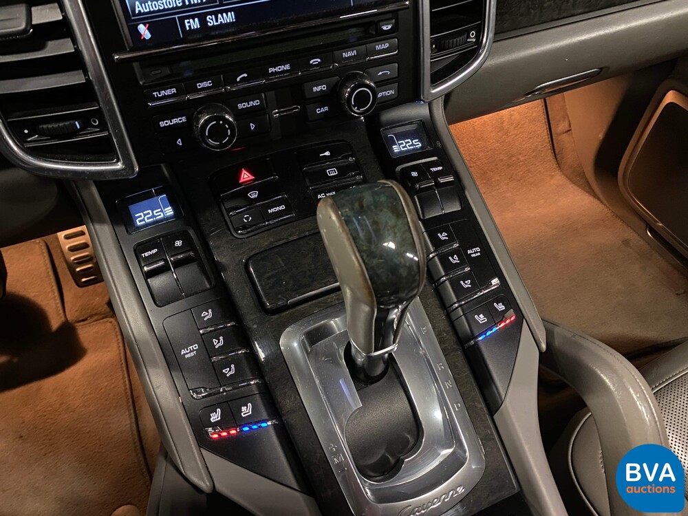 Porsche Cayenne 4.8 Turbo Sportchrono 500 PS 2010, JT-994-P.