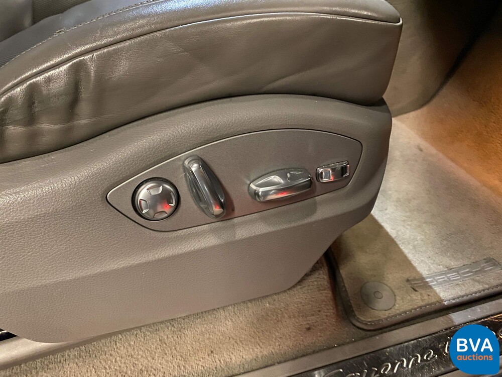 Porsche Cayenne 4.8 Turbo Sportchrono 500 PS 2010, JT-994-P.