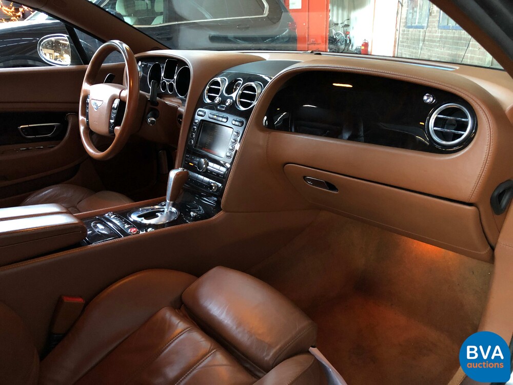 Bentley Continental GT6.0 W12 560 PS 2004.
