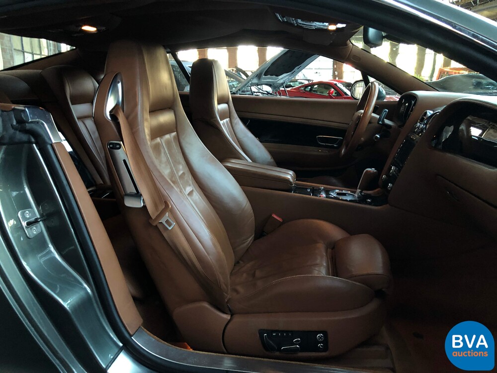 Bentley Continental GT6.0 W12 560 PS 2004.