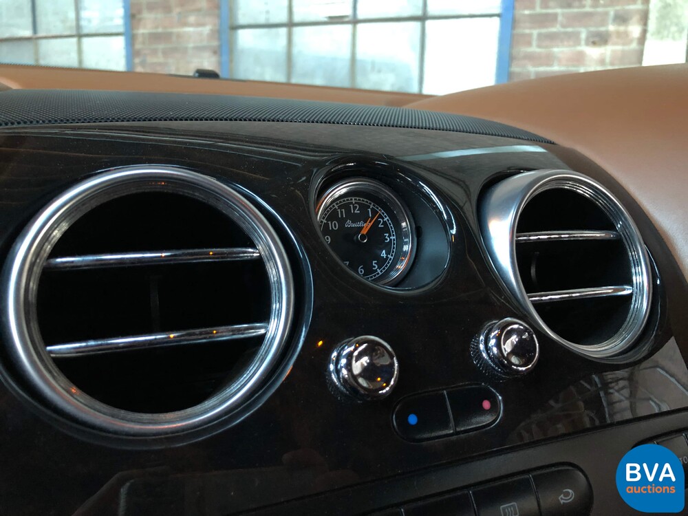 Bentley Continental GT6.0 W12 560 PS 2004.