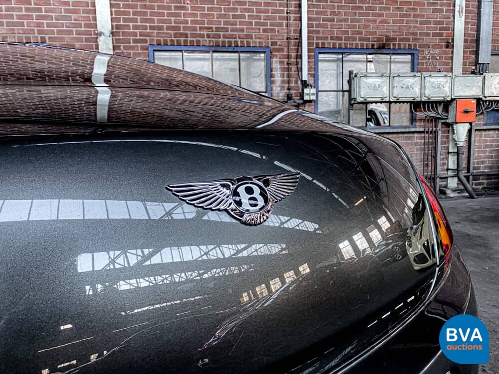 Bentley Continental GT6.0 W12 560 PS 2004.