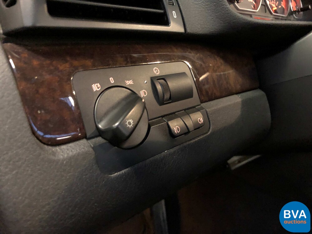 BMW 330Ci M-Sport Executive Cabriolet 3er E46 231pk 2003 YOUNGTIMER.