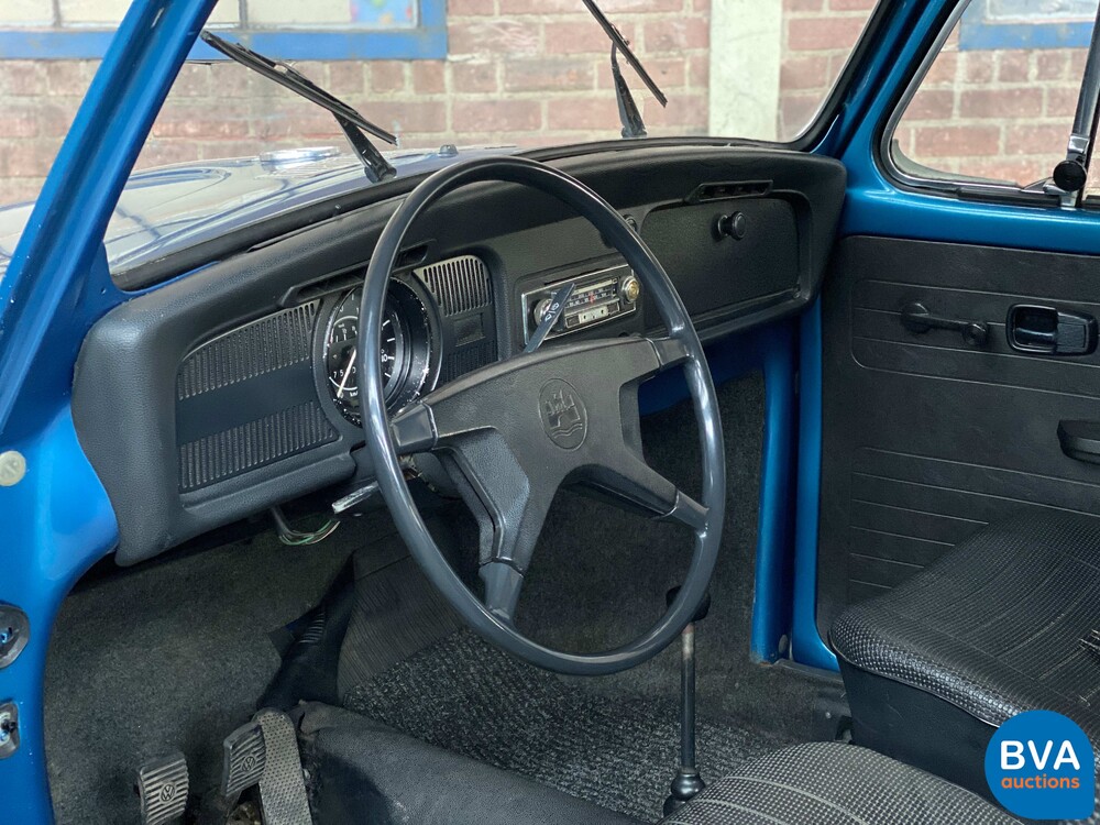 Volkswagen Beetle 1300 2-türige Limousine Deluxe 46 PS 1974.
