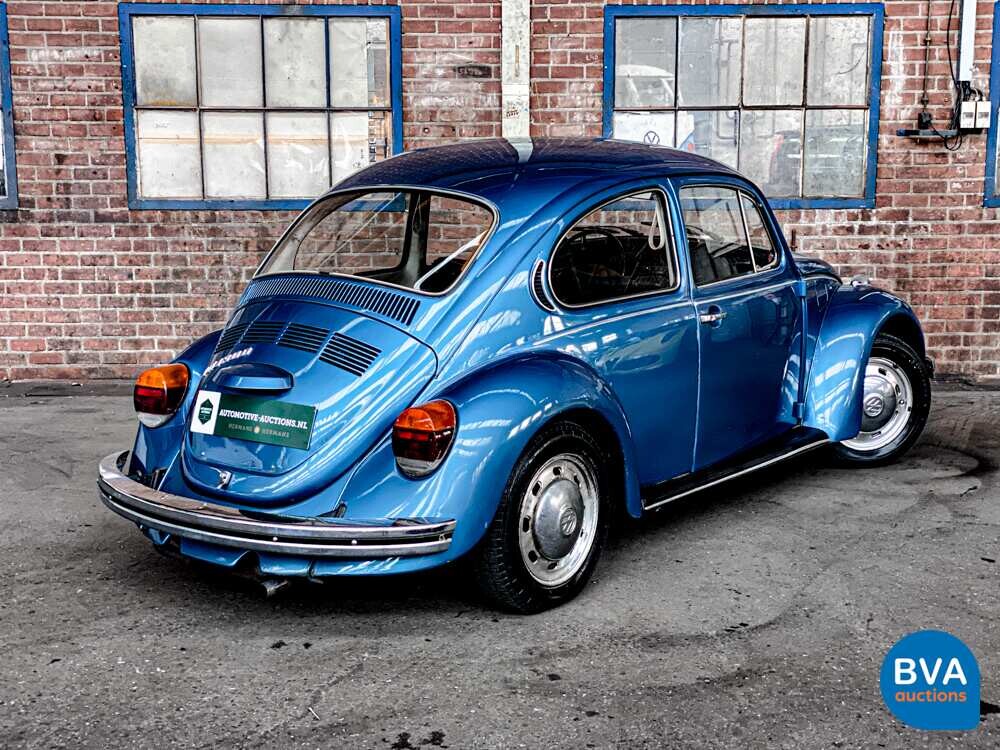 Volkswagen Beetle 1300 2-türige Limousine Deluxe 46 PS 1974.