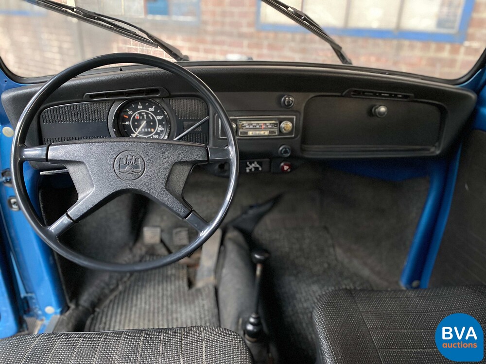 Volkswagen Beetle 1300 2-türige Limousine Deluxe 46 PS 1974.