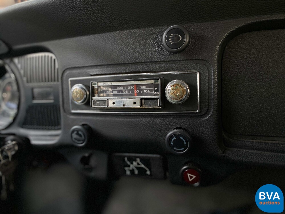 Volkswagen Beetle 1300 2-türige Limousine Deluxe 46 PS 1974.