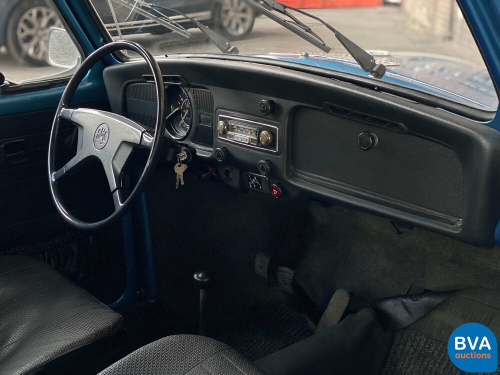 Volkswagen Beetle 1300 2-türige Limousine Deluxe 46 PS 1974.
