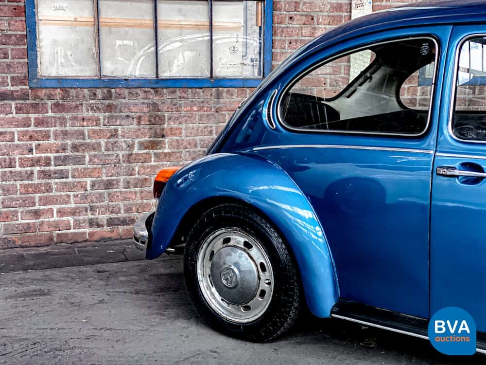 Volkswagen Beetle 1300 2-türige Limousine Deluxe 46 PS 1974.