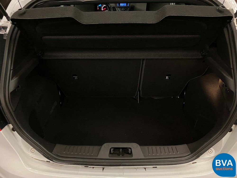 Ford Fiesta ST 182 PS 2015.