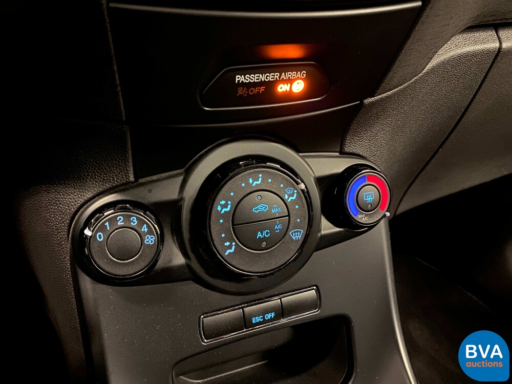 Ford Fiesta ST 182 PS 2015.