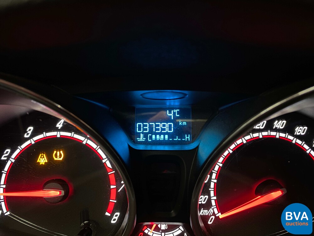 Ford Fiesta ST 182 PS 2015.