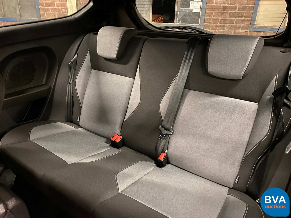 Ford Fiesta ST 182 PS 2015.