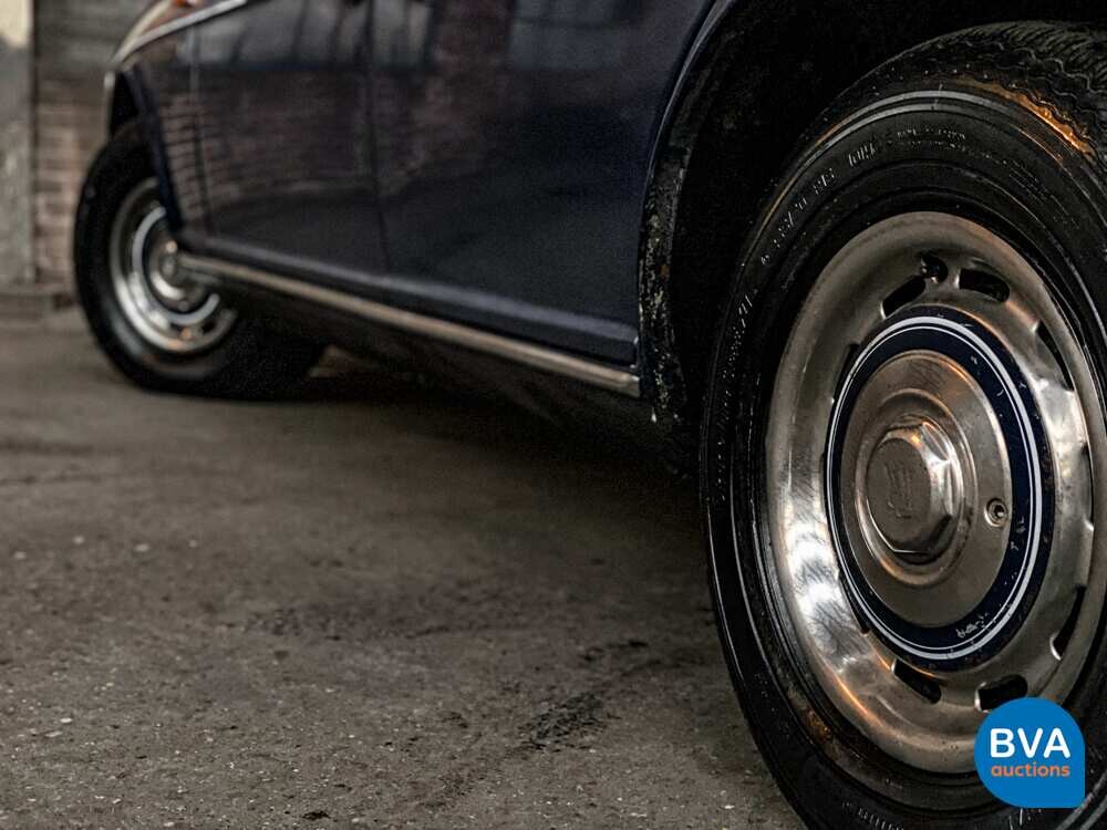 Rolls-Royce Silver Spirit 6.75 V8 201 PS 1982.