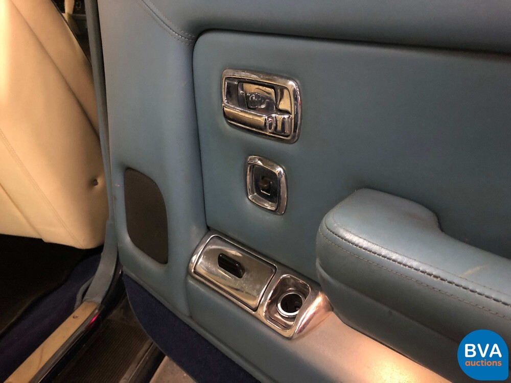 Rolls-Royce Silver Spirit 6.75 V8 201 PS 1982.