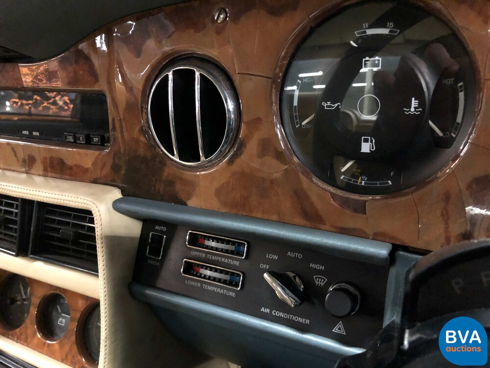 Rolls-Royce Silver Spirit 6.75 V8 201 PS 1982.