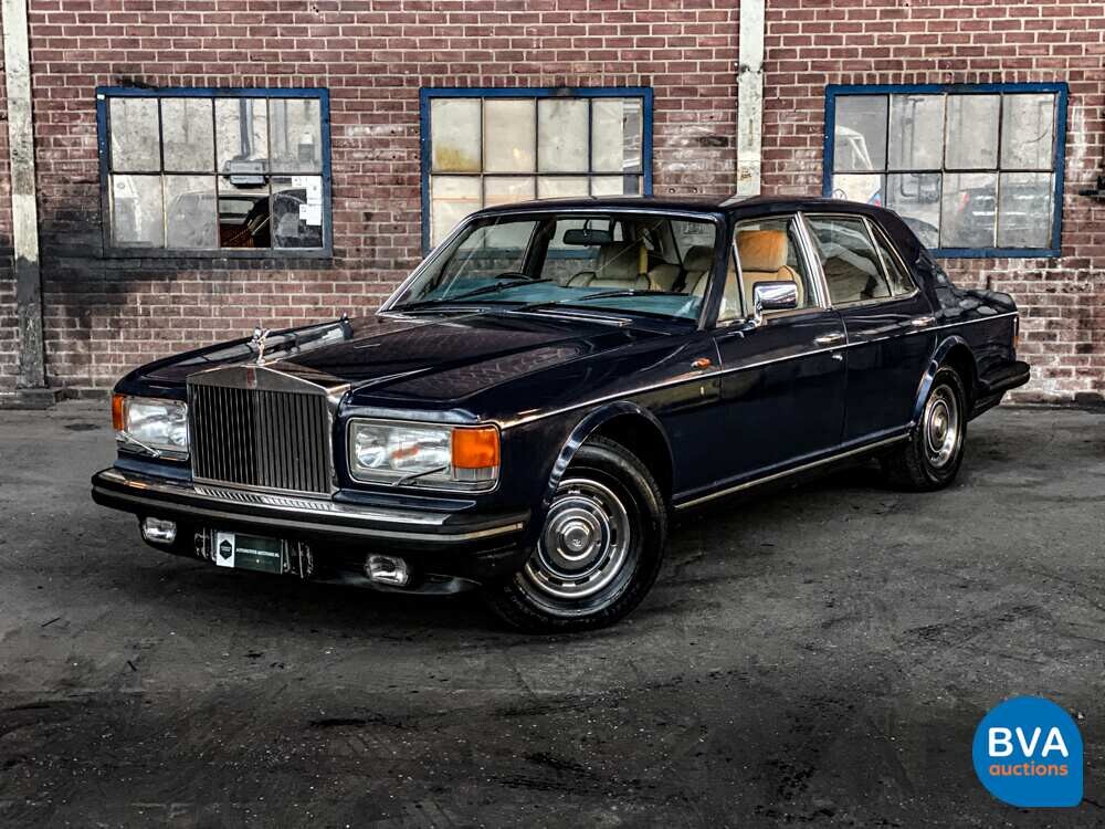 Rolls-Royce Silver Spirit 6.75 V8 201 PS 1982.