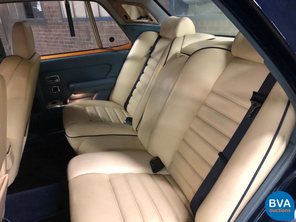 Rolls-Royce Silver Spirit 6.75 V8 201 PS 1982.
