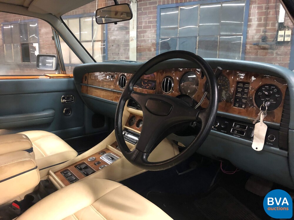 Rolls-Royce Silver Spirit 6.75 V8 201 PS 1982.