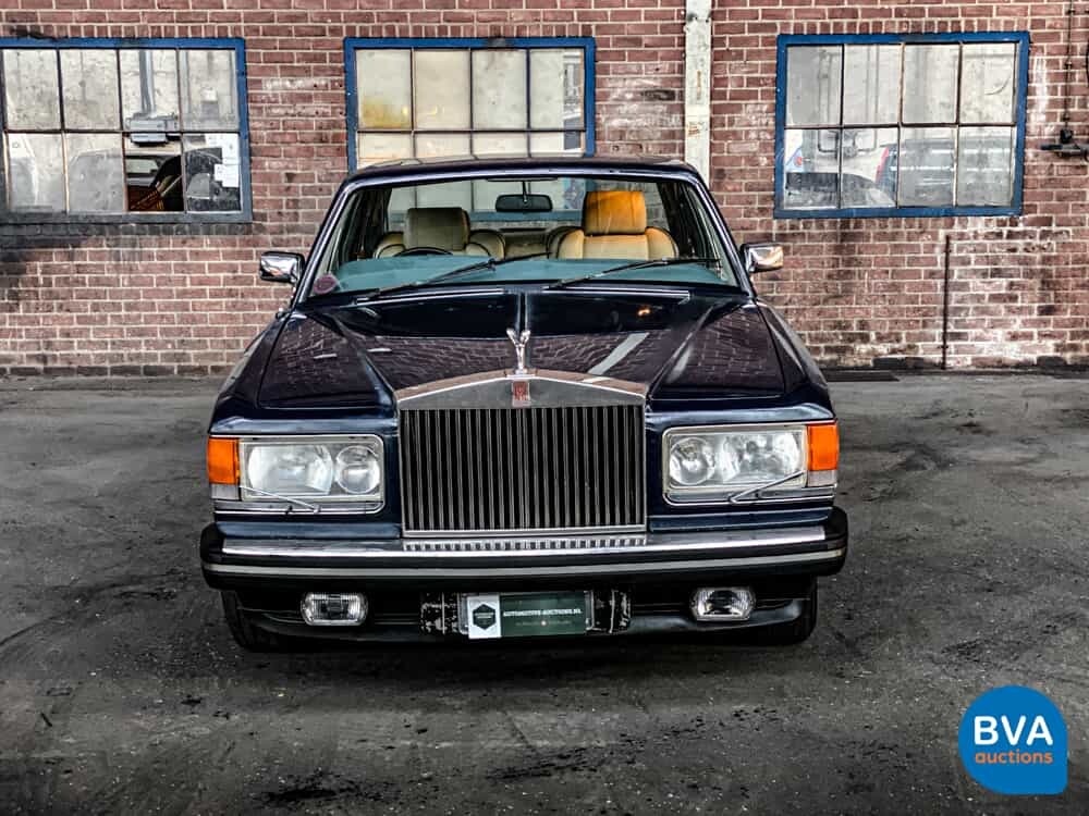 Rolls-Royce Silver Spirit 6.75 V8 201 PS 1982.