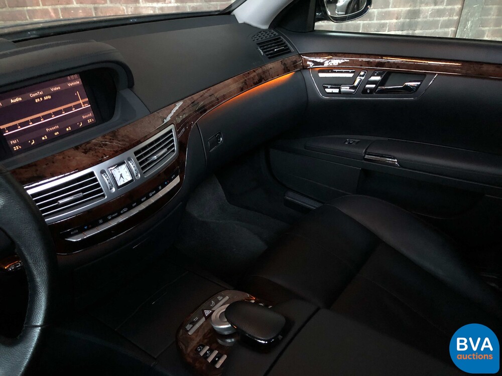 Mercedes-Benz S350 272 PS S-Klasse 2008, N-958-LJ.